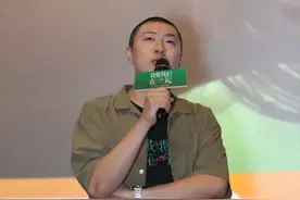 《我要我们在一起》票房破亿！导演沙漠：这不止是一部爱情电影图片