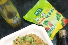 #做饭吧！亲爱的#一点都不苦的苦瓜煎蛋图片