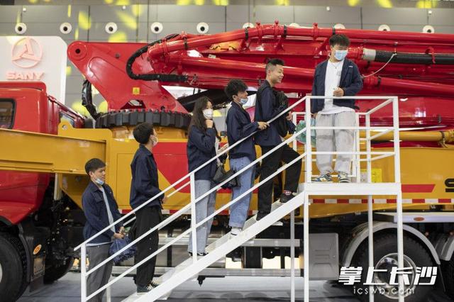 工程机械长沙展图片