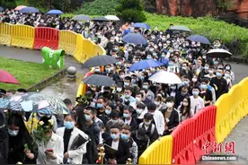 全民悼“杂交水稻之父”彰显社会主流价值观回归图片