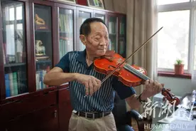 可亲可敬的袁爷爷图片