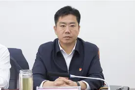 张家口万全区召开领导干部大会图片
