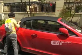 豪车车主排队等她！阿姨给百万宾利“补敞篷”，手艺绝了图片