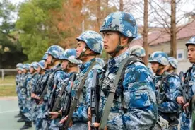 他们是三栖勇士——侦察兵图片