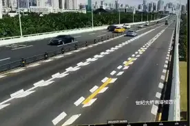 突发！海口世纪大桥三车连撞，监控还原全过程……视频封面