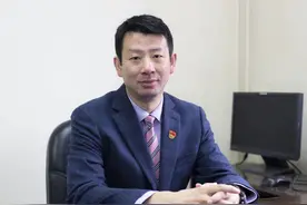 成大附院院长杨进：医疗、管理、服务三大突破，打造“成都的协和”图片
