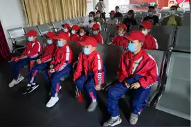 人民英雄青史颂，渡江精神新辈弘——记西小北校安大校区二(2)班乐游小队参观渡江战役总前委旧址纪念馆图片
