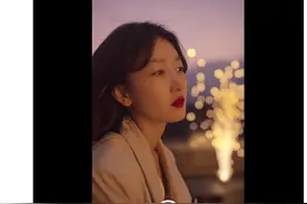 周冬雨最新视频致敬青春 记录一个女孩从懵懂到成熟的十年图片