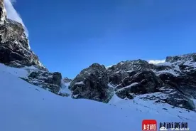 山东28岁男子solo登山失联，脚印消失在雪崩区域，搜救队已撤回图片