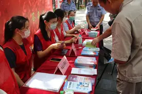 真情办实事，件件暖民心！华强北街道开展系列惠民活动图片