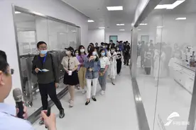 大国小鲜@新发展理念丨齐鲁制药：设备运行“保护神”背后的精神力量和文化支撑图片