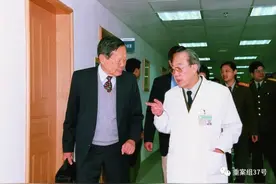 肝胆外科之父吴孟超：要开刀到100岁，最幸运的是倒在手术台边图片