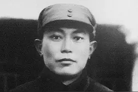 「中原突围」大兵压境，奋起自卫破重围图片