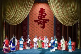 京剧《杨门女将》荡气回肠，王艳唱功征服观众图片