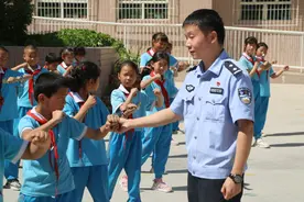 库尔勒市第十小学：学党史办实事“四个一”进校园图片