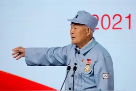 江姐战友李玉珍、抗美援朝老兵胡勤昌进企业宣讲红色故事图片