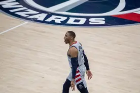 奇才老板指出威少数次要求交易并感叹：这就是NBA和NHL的区别吧图片