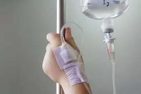 惊吓！南宁一男婴在医院内被输错药液，10分钟后才发现图片