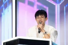 《为歌而赞》：“复仇者联盟”来袭，六组歌手同台较量，争霸最后一个决赛名额图片