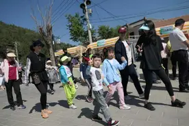 门头沟王平镇“叼鲜儿”节20多种樱桃成熟 采摘期到六月底图片