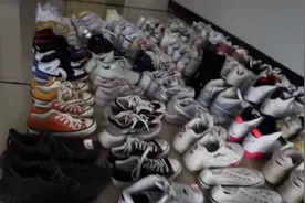 739双，家里堆积如山！男子开宝马偷鞋 不少还是女款……图片