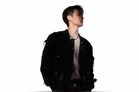 张艺兴EXO回归预告照公开，特别专辑6月发行图片