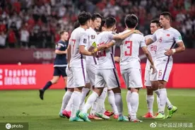 国足7球胜关岛图片