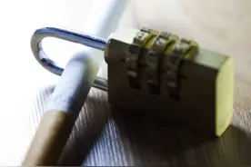 戒烟4次，他烟量增加一倍！觉得烟味很香的他，30多年以来第一次觉得臭图片