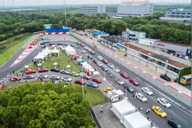 MG魔都开Party，赛道猛兽出笼，改装界“迪士尼”也太会玩了吧图片