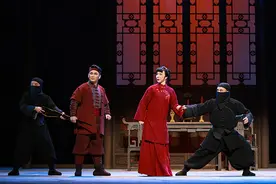湖北花鼓戏《红荷》晋京演出图片