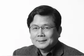 诗人汪国真逝世六年后 儿子汪黄任出新书讲述父子间的“城池”图片