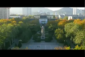 党史故事百校讲述 | 矢志教育铸党魂，听山东师范大学讲述余修的故事视频封面