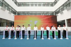 武汉扩增新冠疫苗产能，设计年产10亿剂次图片