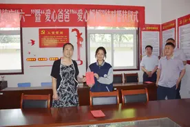 济宁曲阜市吴村镇：花儿朵朵向阳开 爱心满满庆六一图片