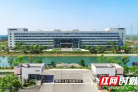 山河智能：以技术为王，让产品“跑遍”世界山河图片