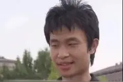 海报时评丨“韦神”爆火：天才不常有，专注皆可得图片