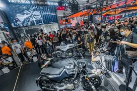 大牌“狠货”云集——座驾带你逛摩展 | CAR NEWS图片