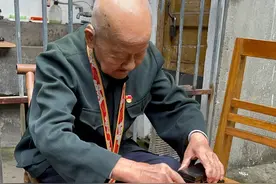 景德镇这位103岁老人仍能穿针引线，生活自理，看看他如何养生？图片