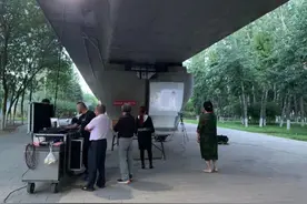 12345一个月接到噪声类投诉1.2万余个，这些噪声谁来管图片