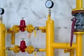 燃气架空管产权归谁？燃气公司更换架空管可以收费吗？图片