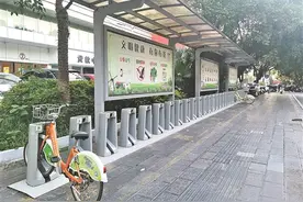 桂林公共自行车将退场？市民闻讯排队办理退卡手续图片