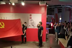 北京卫戍区丰台某干休所参加主题党日活动图片