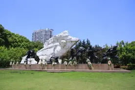 罗亦农：中国早期工人运动的杰出领袖图片