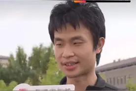 真实的“韦神”：初中三年作文大部分写燕山立交桥，爱听收音机图片