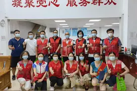 广州地铁“逆行者”：下班后到社区当志愿者图片