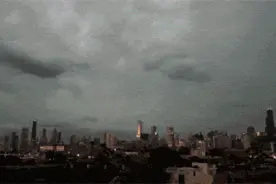 每日最佳情报｜狂风骤雨+电闪雷鸣！壹粉直击第一现场图片