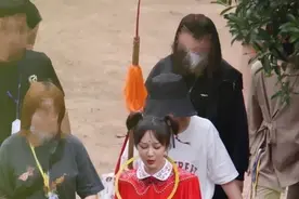 杨紫的“红孩儿”造型太美 艺人的奇葩扮相大盘点图片
