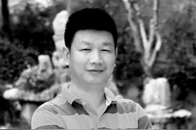 重庆救人遇难老师获评见义勇为先进分子，相关部门给其子提供补助图片