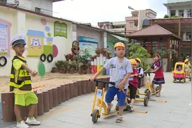 增城 | 马路“搬进”幼儿园，萌娃实景体验交通安全图片