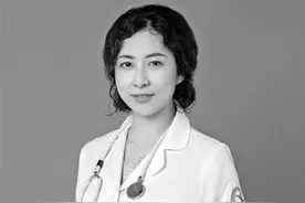 高三学霸变了个人，又撕书又大吼图片